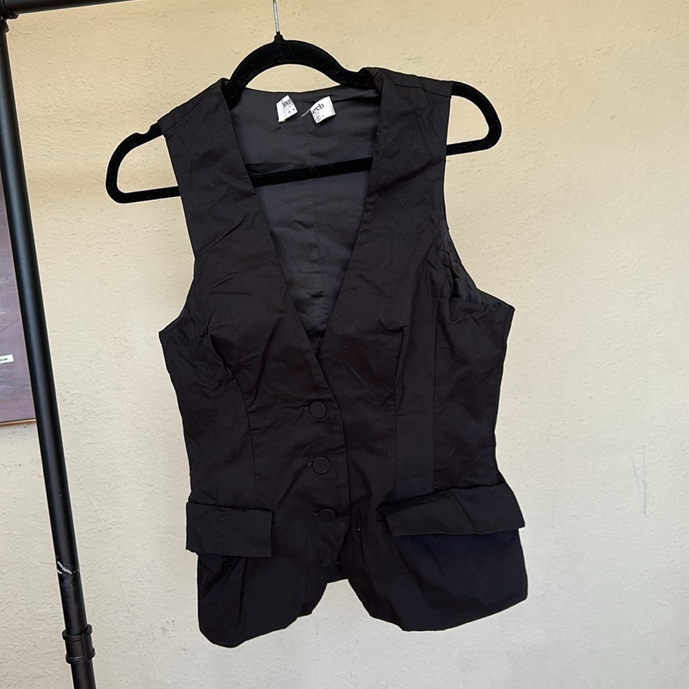 JULIET House of CB BLACK SLEEVELESS TUXEDO TOP USD $139 size M vest - Picture 11 of 11